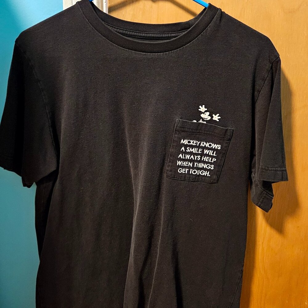 UNIQLO - Mickey Mouse T-Shirt (Medium)